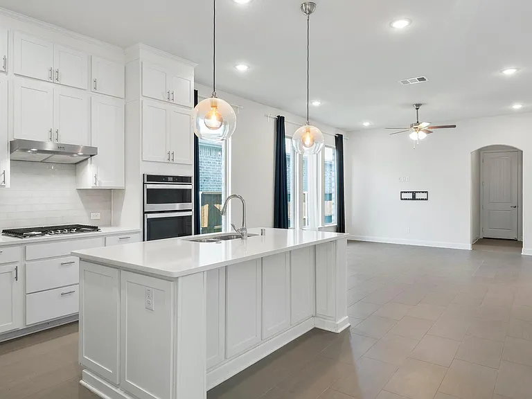 8211 Agarito Way — Photo 7