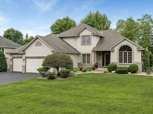 8679 Comstock Ln N, Maple Grove, MN 55311