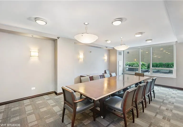 33 W Ontario St #31D — Photo 63