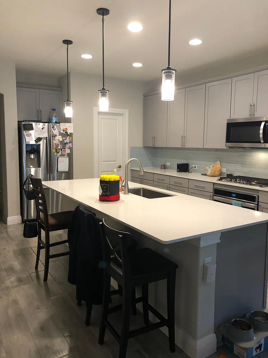 Kitchen - 16007 Cessida St