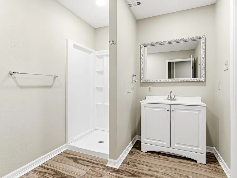445 Longmeadow St — Photo 34