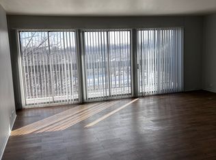 177 Sycamore Dr APT 609, Park Forest, IL 60466