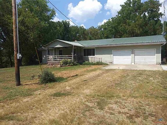 2nd image of 17395 Fort Lyon Ave