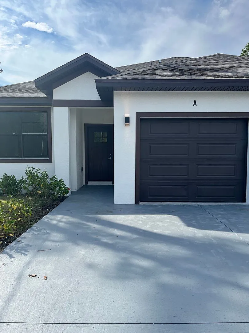 Beautiful Brand New Duplex!! — Photo 2