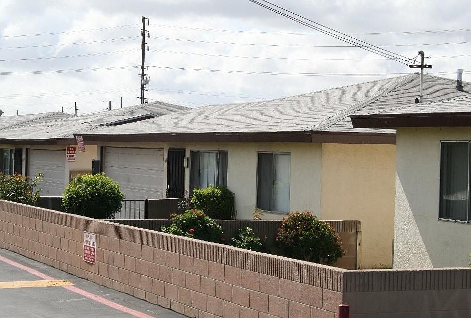 1st image of 4514 Santa Ana St