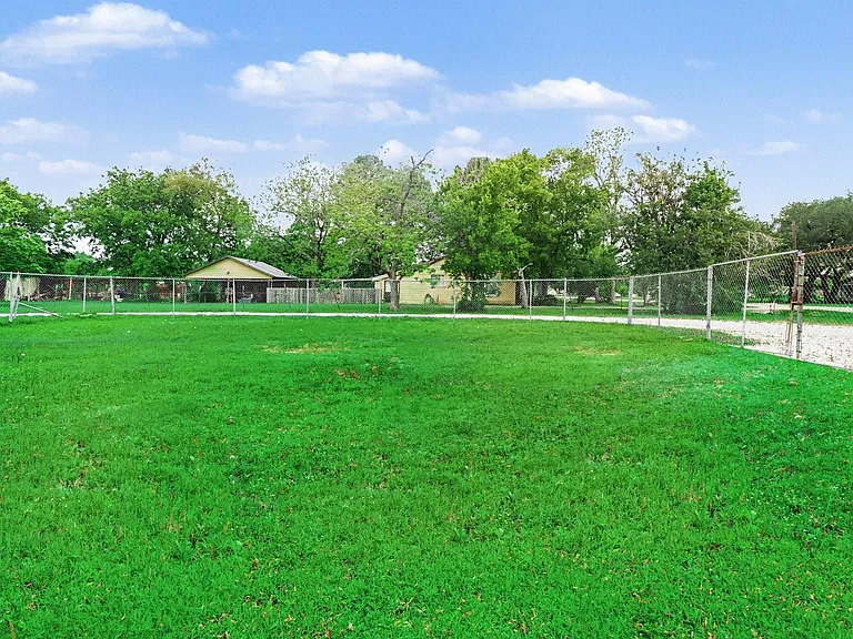5615 John Martin Rd — Photo 24