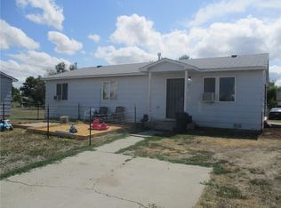 412 9th St, Hardin, MT 59034