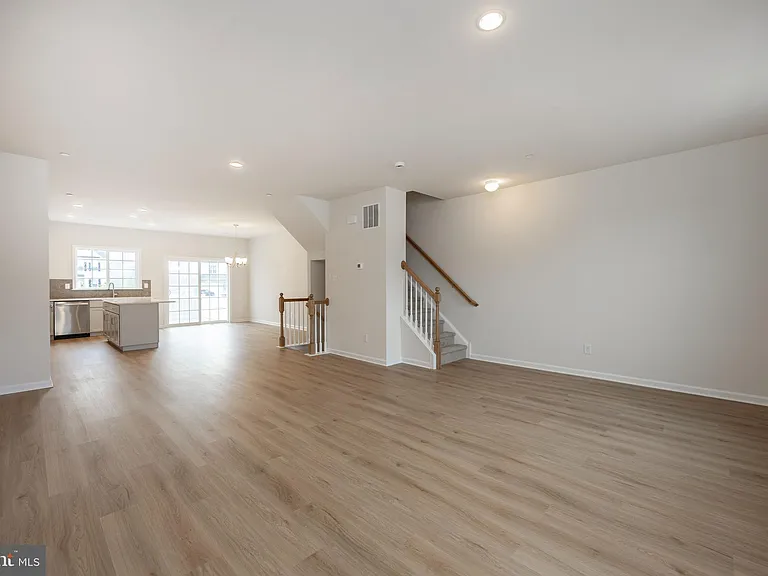 412 Ridgewood Dr — Photo 13