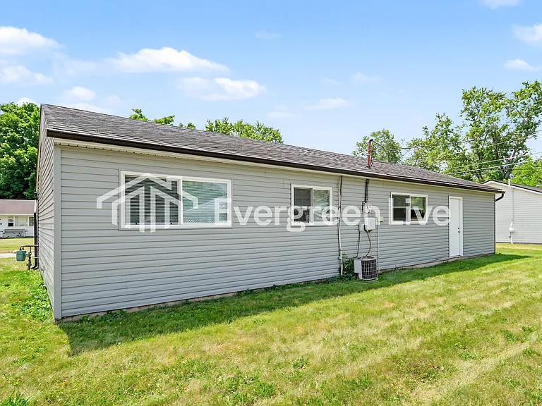 3685 Shoreline Dr — Photo 14