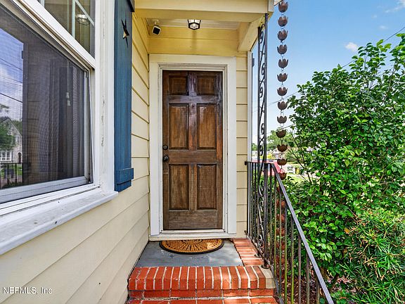 4th image of 4612 POLARIS Street