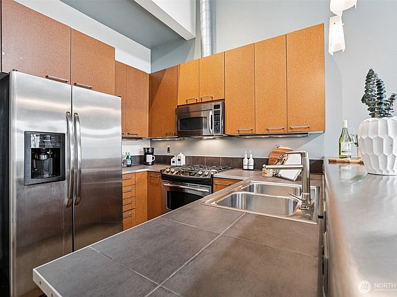 5th image of 1414 12th Avenue #607