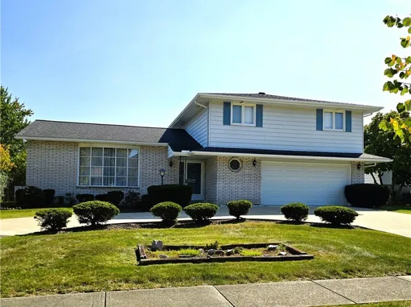 13225 Wengatz Dr, Middleburg Heights, OH 44130