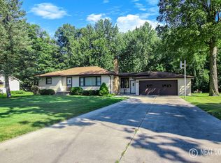 4604 Arden Rd, Lansing, MI 48917