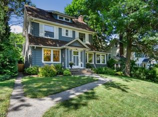 9 Nassau Rd, Montclair, NJ 07043