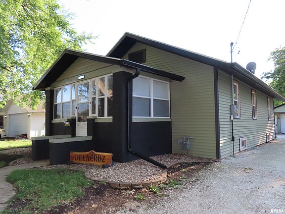 2nd image of 1236 Brown Ave