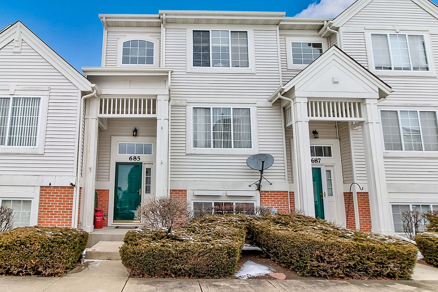 1st image of 685 S Rosehall Ln