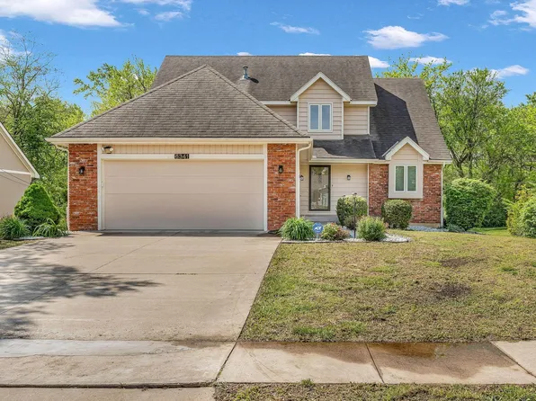 6341 SW 25th St, Topeka, KS 66614