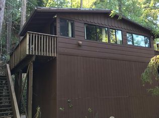 10841 Summerhome Park Rd, Forestville, CA 95436