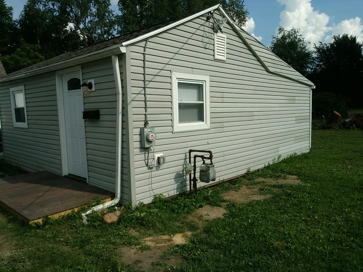 Building Photo - 3220 Regent Ave NE #REAR