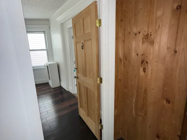 176 N 16th St, East Orange, NJ