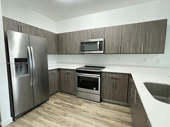 3rd image of 15600 SW 136th St #104