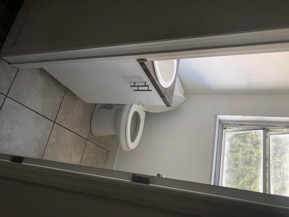 2nd image of 500 NE 78th St APT 15