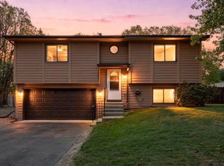 10651 Goldenrod St NW, Coon Rapids, MN 55448