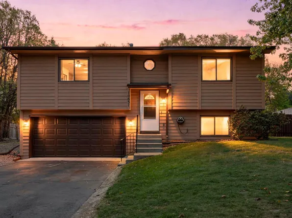 10651 Goldenrod St NW, Coon Rapids, MN 55448