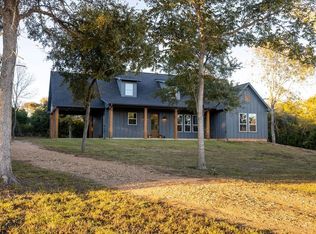 238 Chappell Grove Ln, Chappell Hill, TX 77426