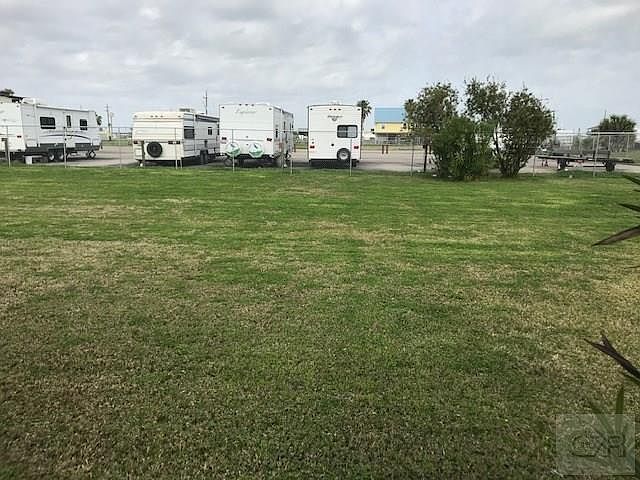 2nd image of 982 S Jacks Rd #8