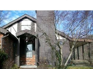 10 Deer Trail Dr, Ona, WV 25545