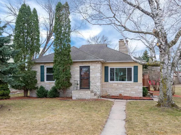 117 Hill St W, Nya, MN 55368