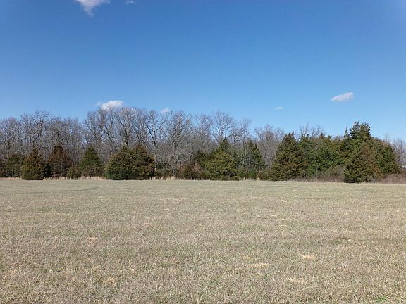 4th image of 2 Tract Krause Dr