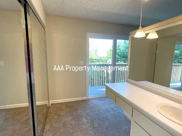 4370 Eagle Peak Rd #D — Photo 18