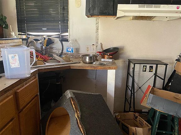 5th image of 1524 SW Georgia Ave