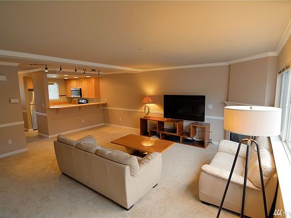 5th image of 17921 80th Ave NE #4