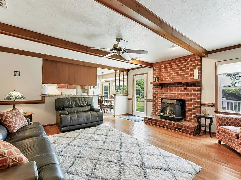 101 S Boxwood St — Photo 16
