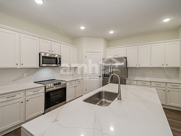 3rd image of 96818 Blackrock Cove Way
