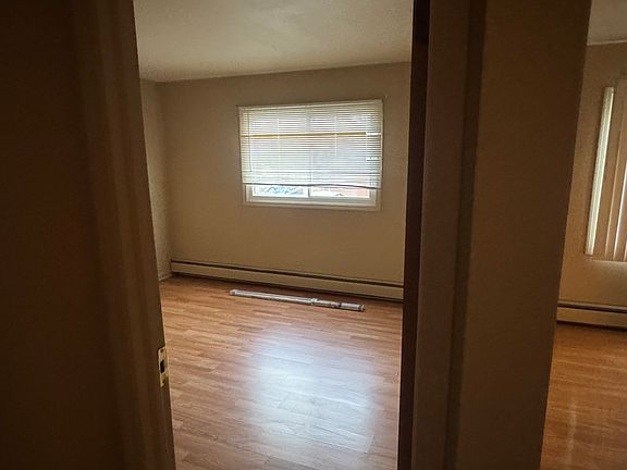 2nd image of 1856 Mark Ave APT 6