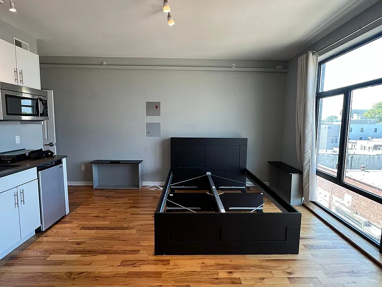 535 Budd St #D3 — Photo 1