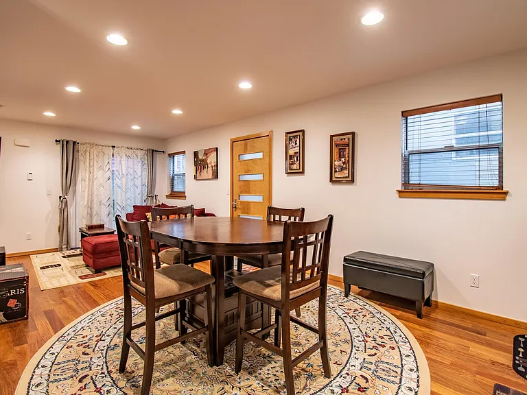 562B Galer St #B — Photo 13