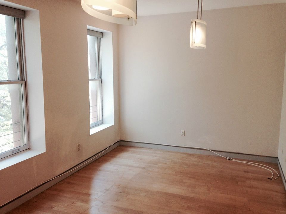 1st image of 11215 6th St