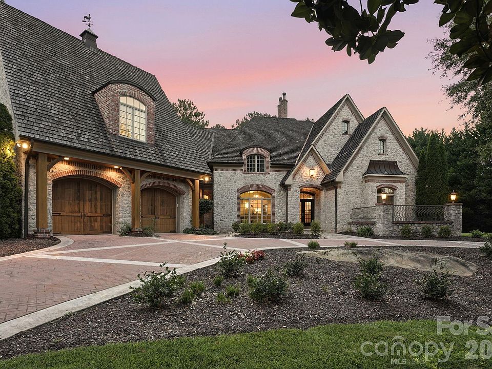 1st image of 1515 Baltusrol Dr