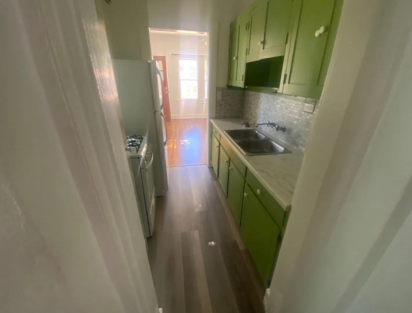 Beautiful central, fully remodeled guest house 1 bedroom - 1 bath — Photo 3