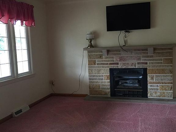 3rd image of 3672 Polley Dr