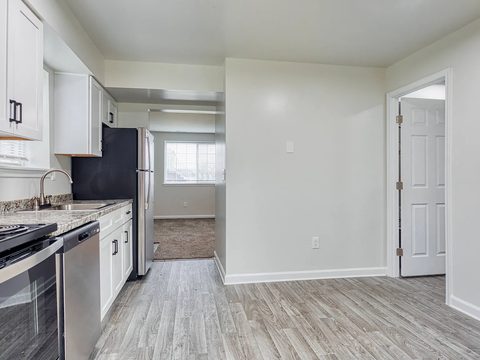 Dunfield Townhomes — Photo 2