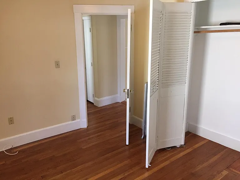 27 Elliot St — Photo 6