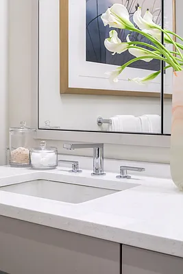 Rented by Compass | media 9