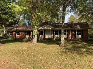 501 Stewart Dr, Easley, SC 29640
