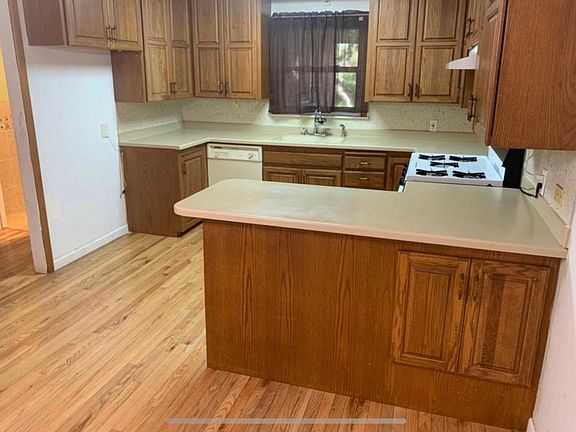 5th image of 2520 E 57th St S